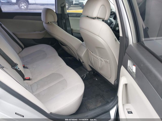 Hyundai Sonata 2017 5NPE24AF8HH543833 Image 8