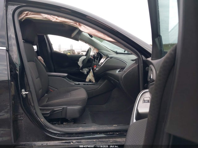 2019 CHEVROLET MALIBU 1G1ZD5STXKF221405 Photo 4