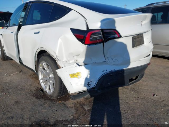 2022 TESLA MODEL Y 7SAYGDEE1NF434806 Photo 5