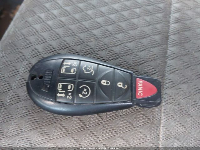 2010 CHRYSLER TOWN & COUNTRY 2A4RR5D15AR132251 Photo 10