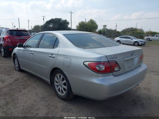 2004 LEXUS ES 330 JTHBA30GX40013055 Photo 2