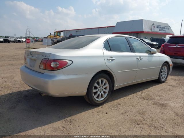 2004 LEXUS ES 330 JTHBA30GX40013055 Photo 3