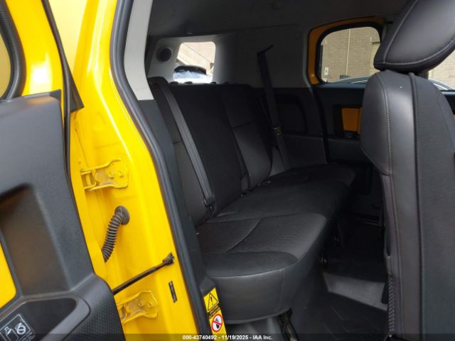 2007 TOYOTA FJ CRUISER JTEBU11F170082591 Photo 7