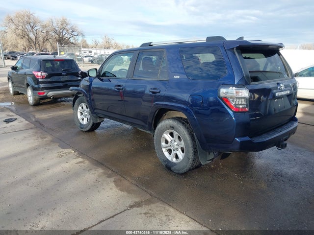 Toyota 4RUNNER SR5 2020 JTEBU5JR9L5793972 Image 3