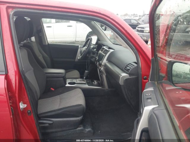 2021 TOYOTA 4RUNNER JTEMU5JR2M5870093 Photo 4