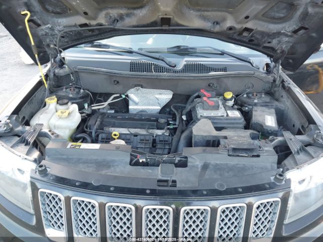 2014 JEEP COMPASS 1C4NJCEA0ED607618 Photo 9