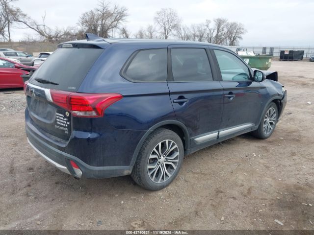 2017 MITSUBISHI OUTLANDER JA4AZ3A3XHZ037711 Photo 3