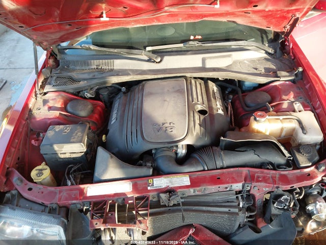 43740633 :رقم المزاد ، 2C3CA9CT0AH262137 vin ، 2010 Chrysler 300c V8 مزاد بيع