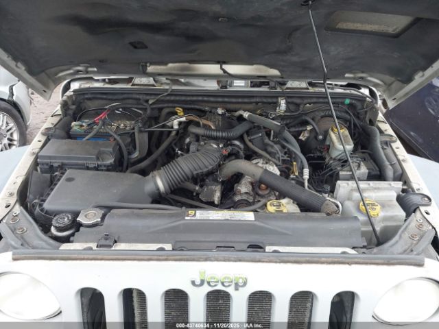 2008 JEEP WRANGLER 1J4GA69118L616014 Photo 9