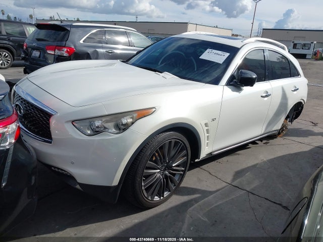 43740669 :رقم المزاد ، JN8CS1MU2HM140764 vin ، 2017 Infiniti Qx70 مزاد بيع