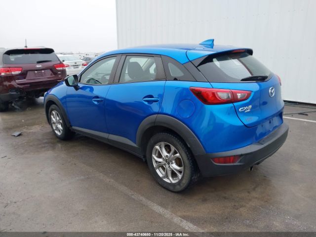 2017 MAZDA CX-3 JM1DKFB74H0161200 Photo 2