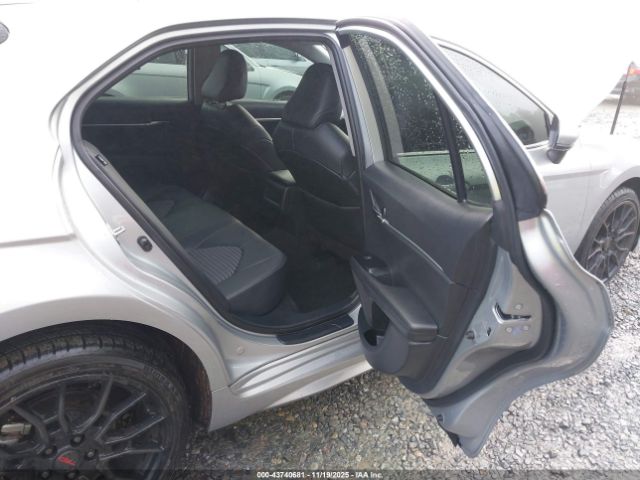 2020 TOYOTA CAMRY 4T1G11AK3LU374581 Photo 7