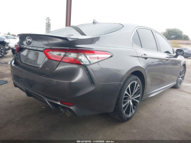2019 TOYOTA CAMRY 4T1B11HK0KU210168 Photo 3