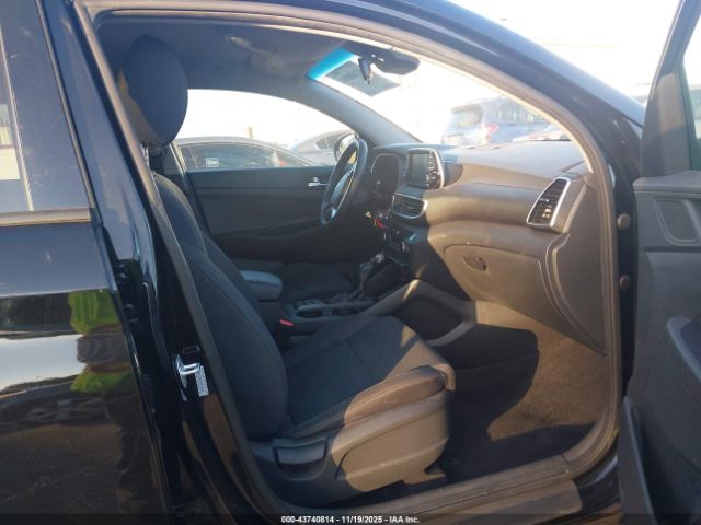 2019 HYUNDAI TUCSON KM8J23A43KU974810 Photo 4