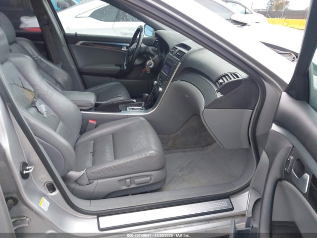 Продажа на аукционе авто 2006 Acura Tl, vin: 19UUA66296A057862, номер лота: 43740841