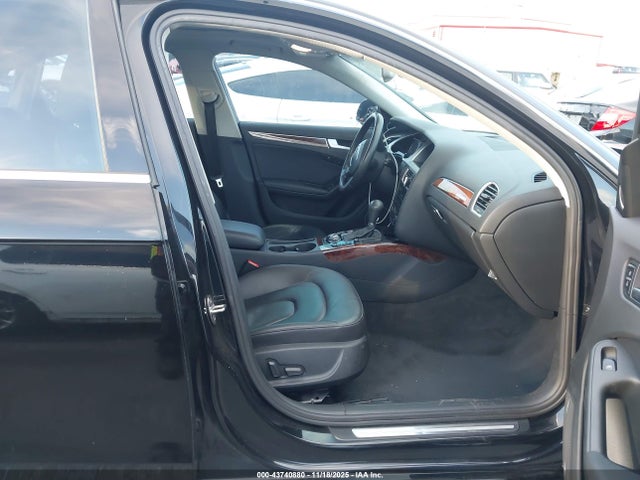 2011 AUDI A4 WAUKFAFL4BN033617 Photo 4