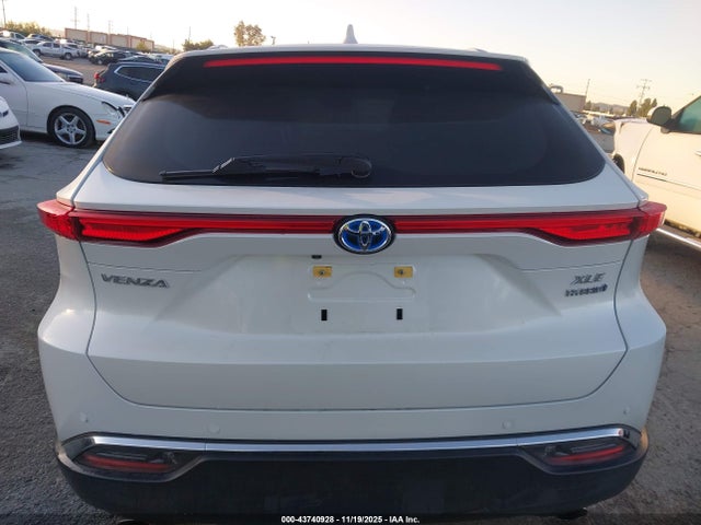 Toyota Venza Xle 2021 JTEAAAAH0MJ036908 Image 16