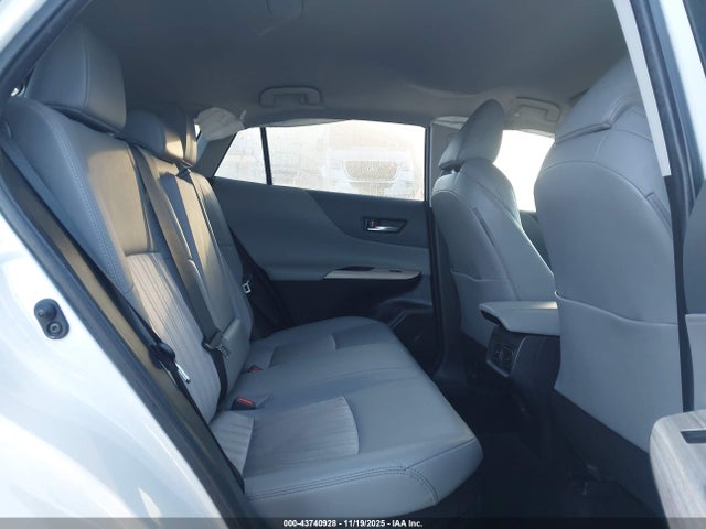 Toyota Venza Xle 2021 JTEAAAAH0MJ036908 Image 8
