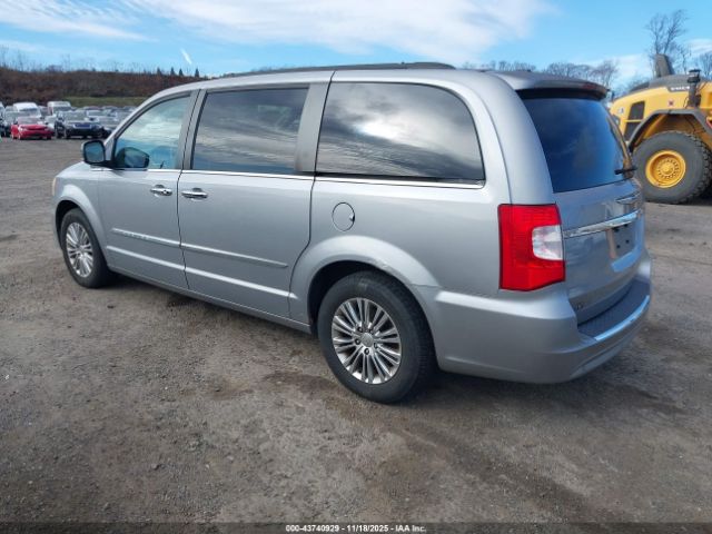 2013 CHRYSLER TOWN & COUNTRY 2C4RC1CG1DR777974 Photo 2