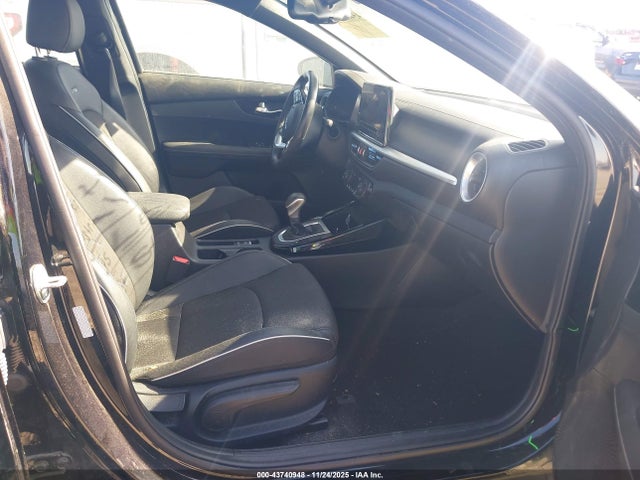 3KPF54AD9RE702682 KIA Forte Gt-line