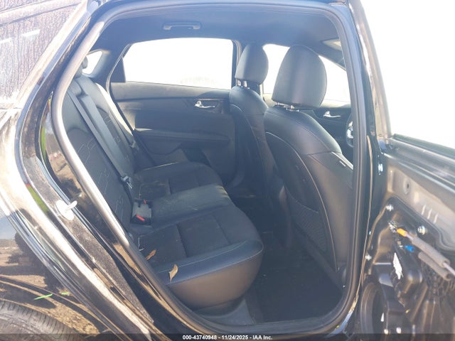 3KPF54AD9RE702682 KIA Forte Gt-line