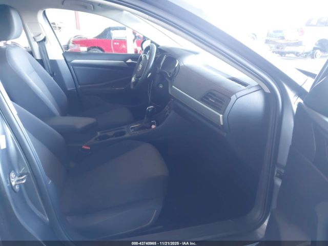 2021 VOLKSWAGEN JETTA 3VWC57BU2MM073703 Photo 4