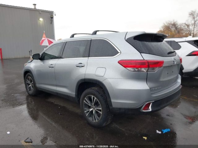2019 TOYOTA HIGHLANDER 5TDZZRFH7KS304781 Photo 2