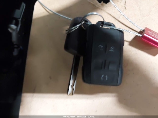 1GKS2AKC1FR138185 GMC YUKON SLE