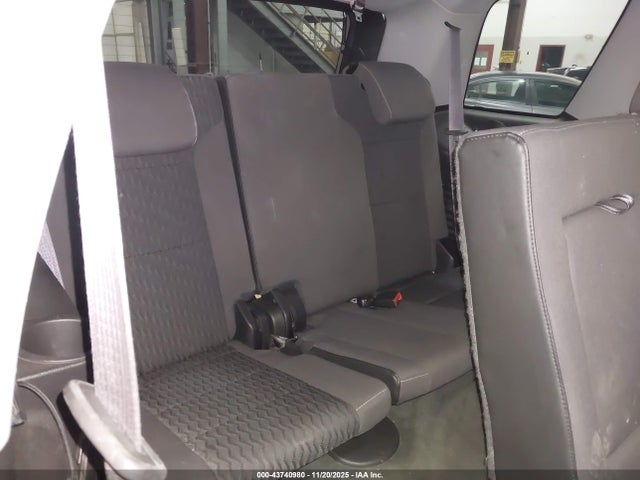 1GKS2AKC1FR138185 GMC YUKON SLE