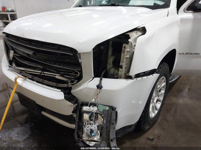 1GKS2AKC1FR138185 GMC YUKON SLE