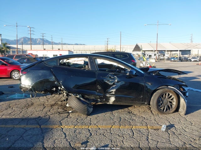5YJ3E1EB1SF964545 Tesla Model 3 Long Range All-wheel Drive