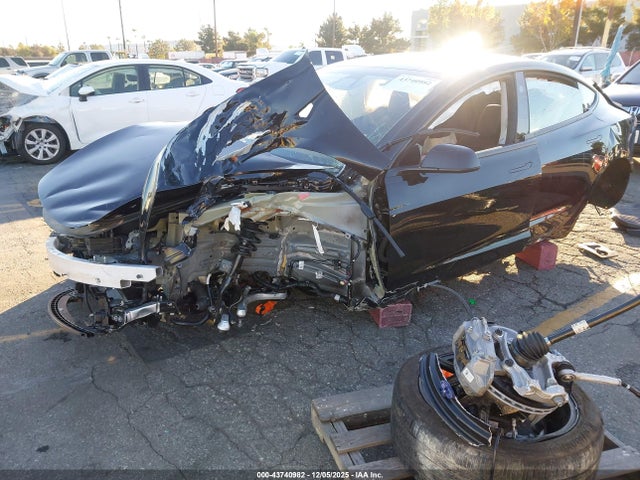 2025 TESLA MODEL 3 5YJ3E1EB1SF964545 Photo 1