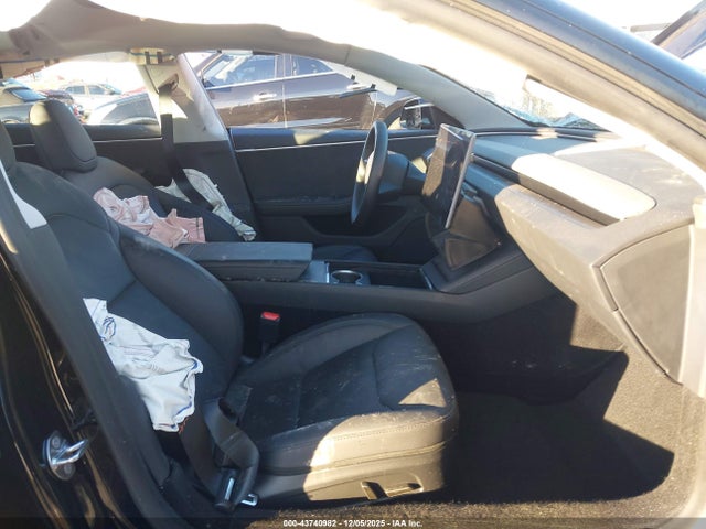 2025 TESLA MODEL 3 5YJ3E1EB1SF964545 Photo 4