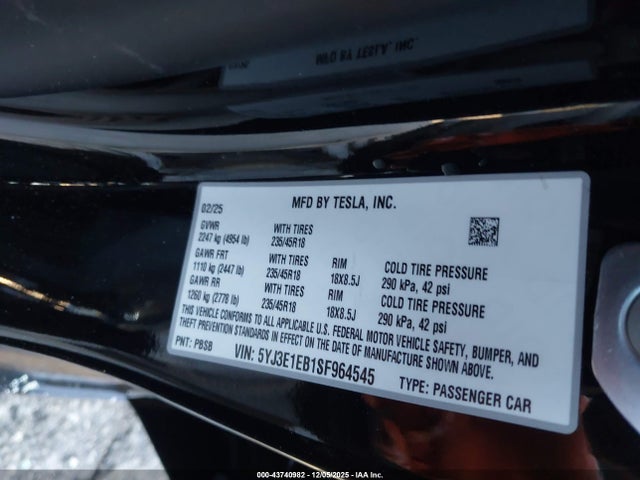 2025 TESLA MODEL 3 5YJ3E1EB1SF964545 Photo 8