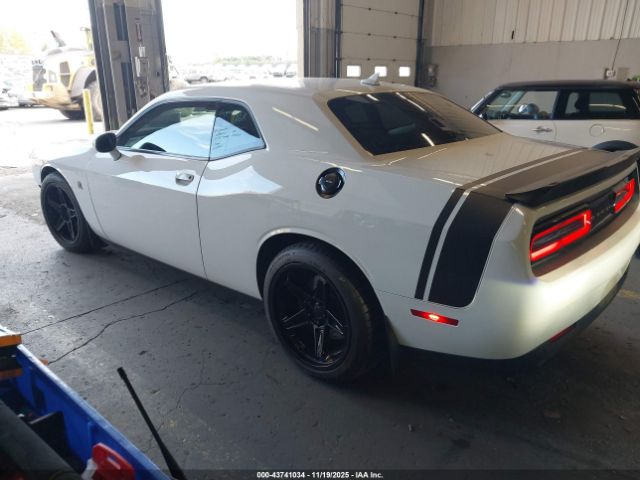 2016 DODGE CHALLENGER 2C3CDZFJ0GH231805 Photo 2