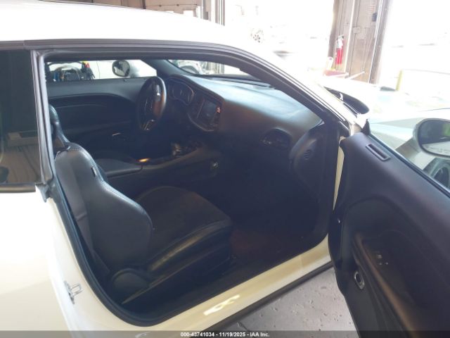 2016 DODGE CHALLENGER 2C3CDZFJ0GH231805 Photo 4