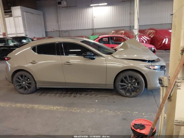 JM1BPBYY2R1700541 Mazda Mazda3 2.5 Carbon Turbo