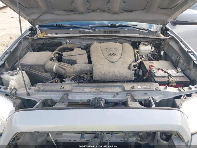 3TMCZ5AN3JM176968 Toyota Tacoma Trd Off Road