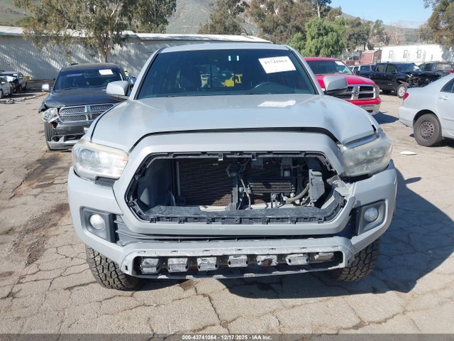 3TMCZ5AN3JM176968 Toyota Tacoma Trd Off Road