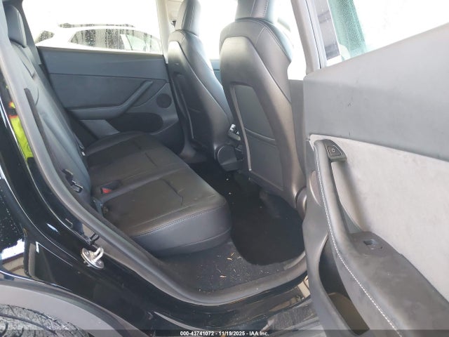 2023 TESLA MODEL Y 7SAYGDEE3PF624982 Photo 7
