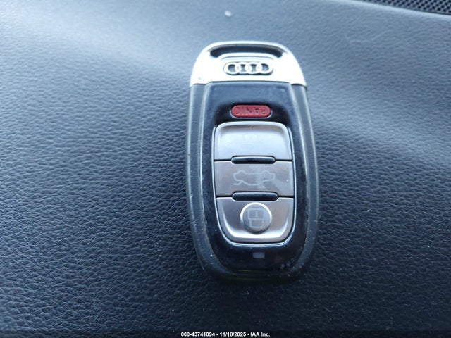 2011 AUDI A8 WAUAVAFD3BN001135 Photo 10