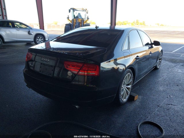 2011 AUDI A8 WAUAVAFD3BN001135 Photo 3