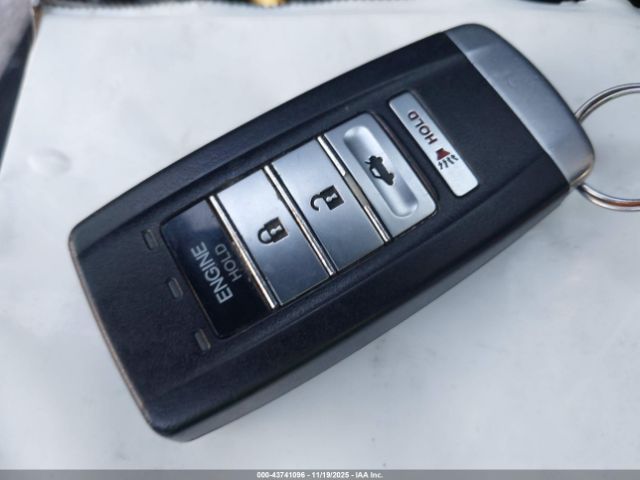 2016 ACURA RLX JH4KC1F96GC000023 Photo 10