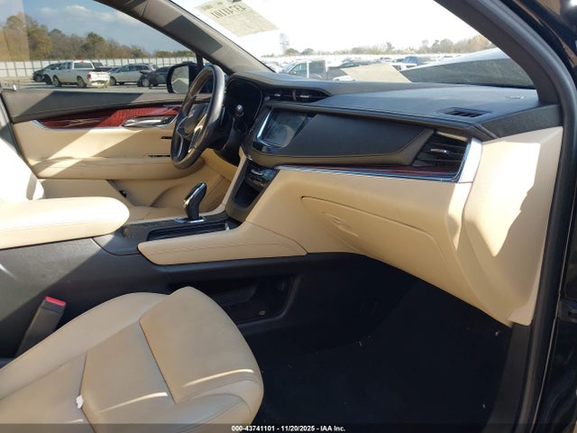2018 CADILLAC XT5 1GYKNDRS6JZ194255 Photo 4