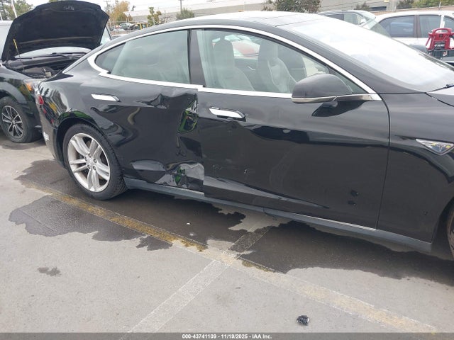 2015 TESLA MODEL S 5YJSA1E16FF107254 Photo 5