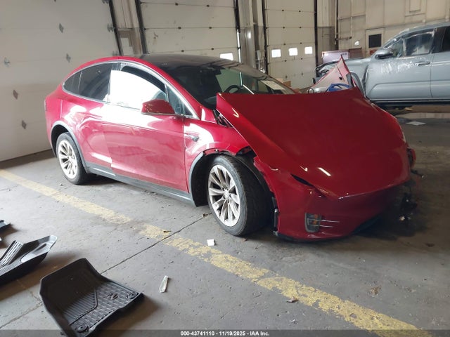 2016 TESLA MODEL X 5YJXCBE26GF027730 Photo 0