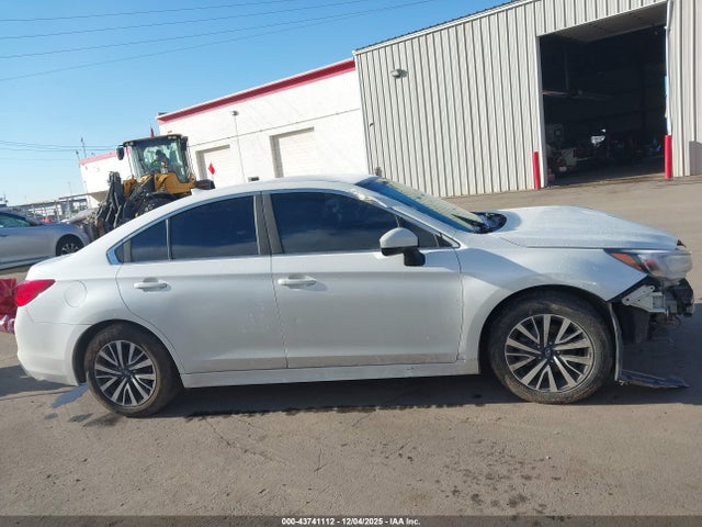 4S3BNAC65J3018980 Subaru Legacy 2.5i Premium