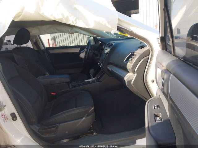 4S3BNAC65J3018980 Subaru Legacy 2.5i Premium