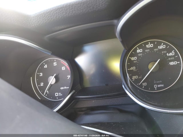 2018 ALFA ROMEO STELVIO ZASFAKPN8J7B67470 Photo 6