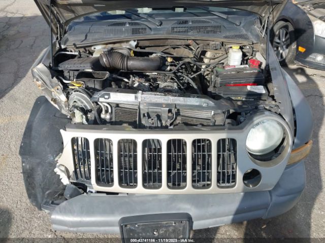2005 JEEP LIBERTY 1J4GL48K55W502990 Photo 9